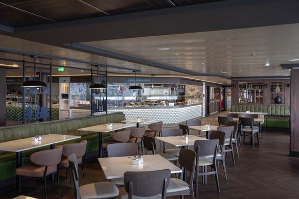 MSC Cruises MSC World Europa II Mercato Buffet - Ivan Sarfatti 3.jpg